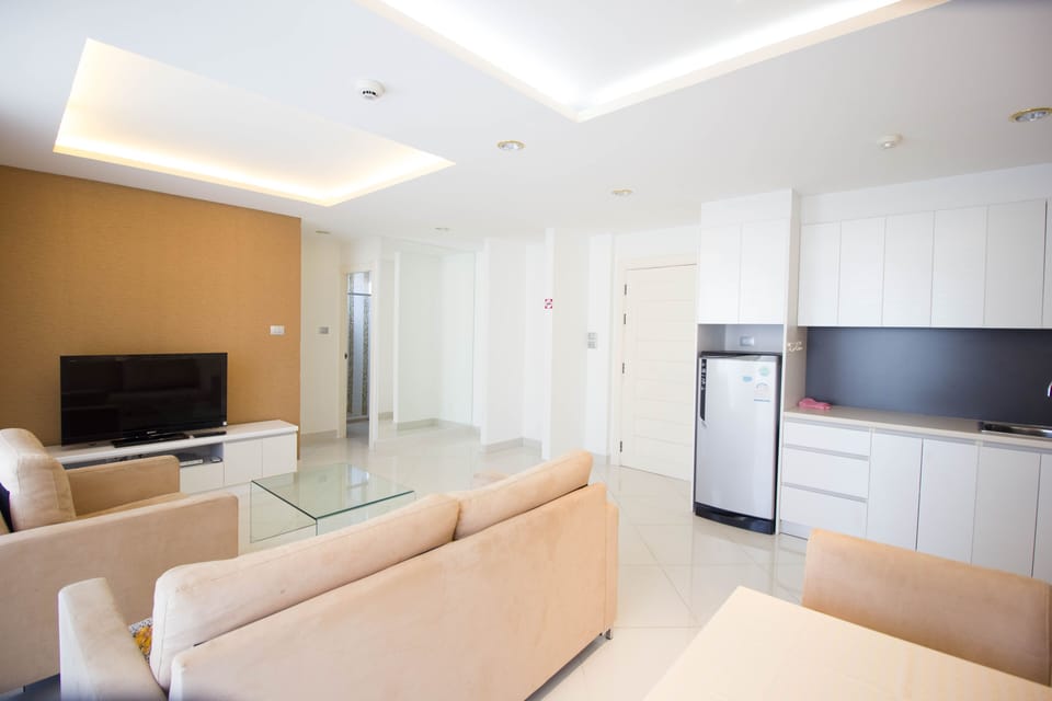2 BR at Paradise Park Building 1