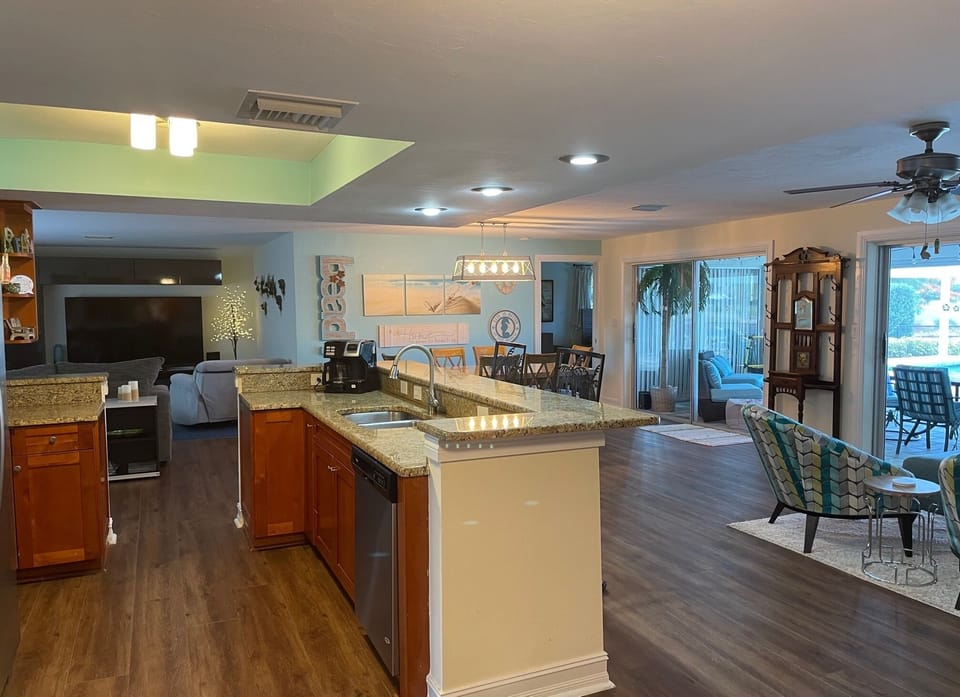 Spacious open floor plan!