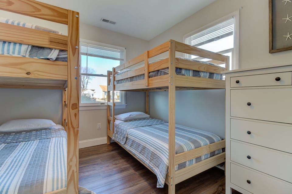 bunk beds in front bedroom