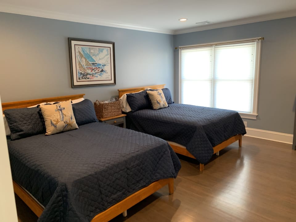 Bedroom #6-Second floor 2 full beds