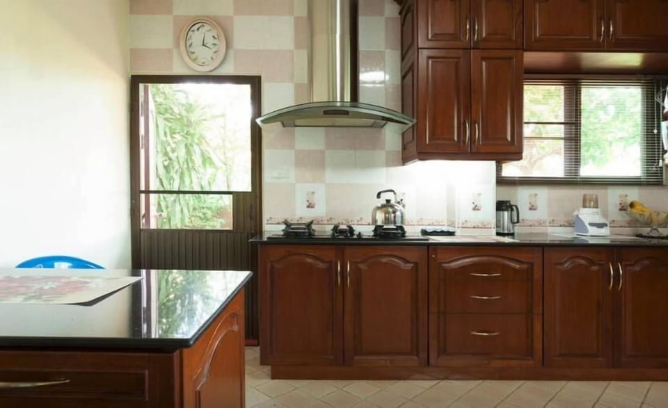 Breakfast nook