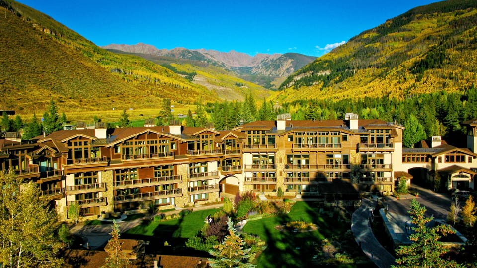 Manor Vail Lodge in the Fall