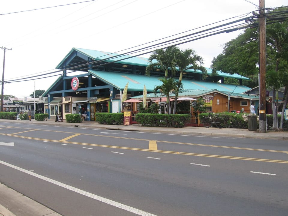 more shopping at Kalama village