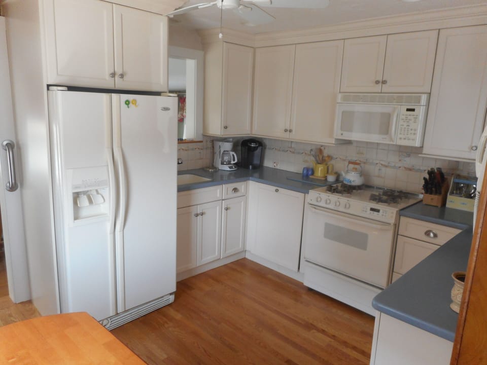 Fully stocked kitchen