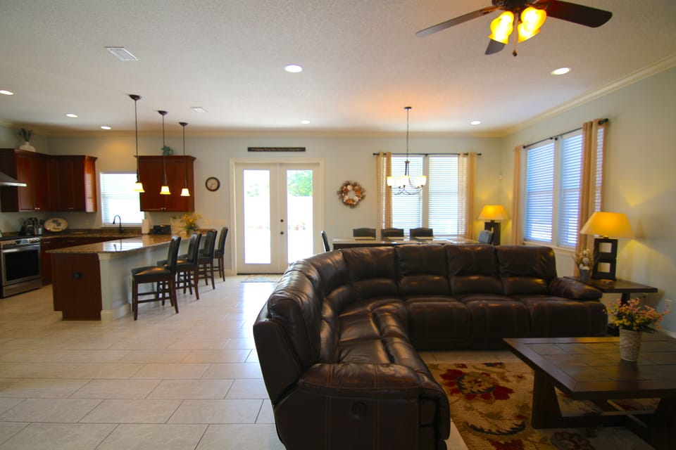 Open Spacious Floor Plan