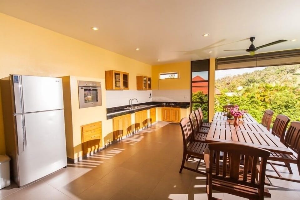 3BR Zanzibar Villa-Walk to beach