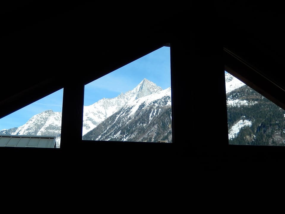 VIEW FROM A SIDE WINDOW   EAST 