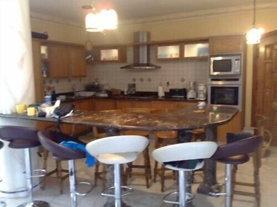 Kitchen/Bar