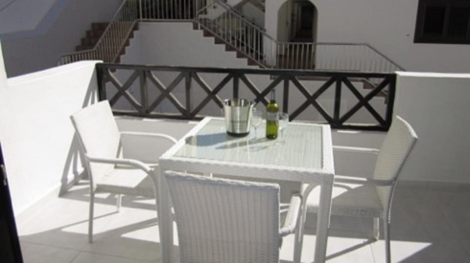 Balcony sun area off Lounge