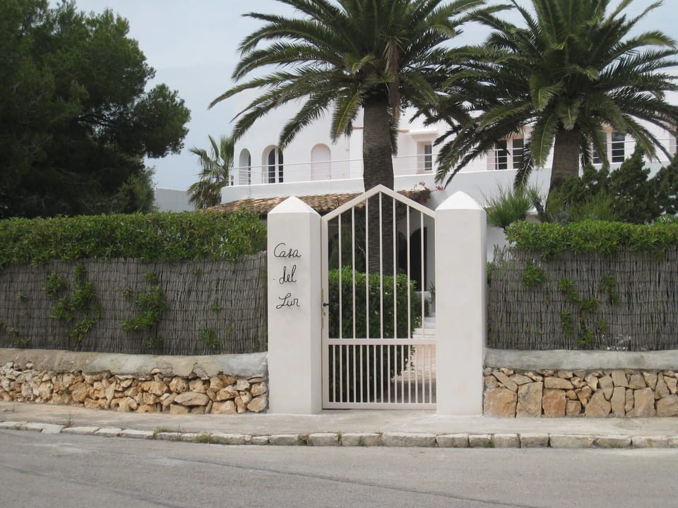 Entrance to the property