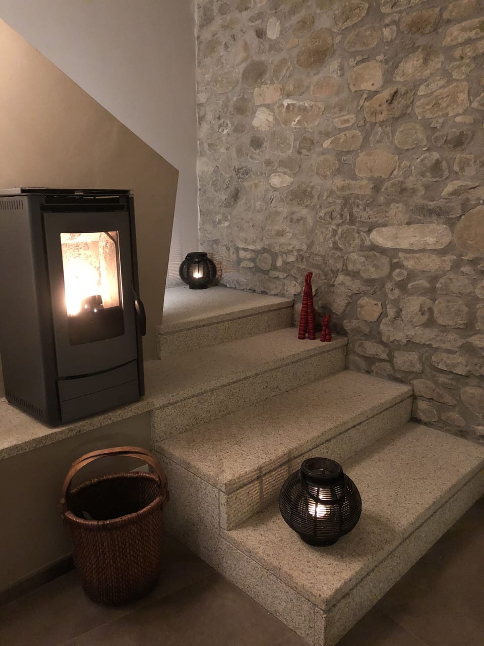 Candles and the burner  by the stairway. 