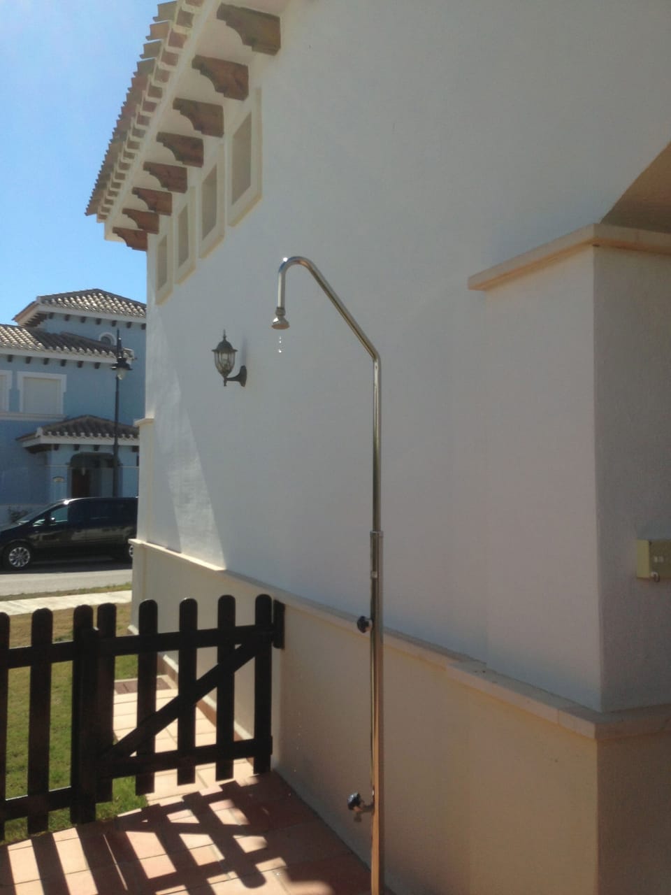 Outside shower 