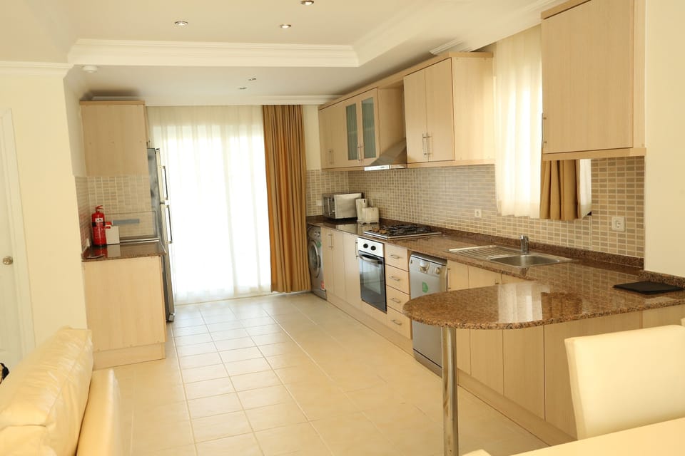 Superb Modern Kitchen
