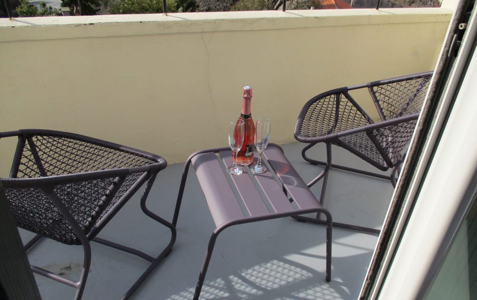 Balcony chairs & table