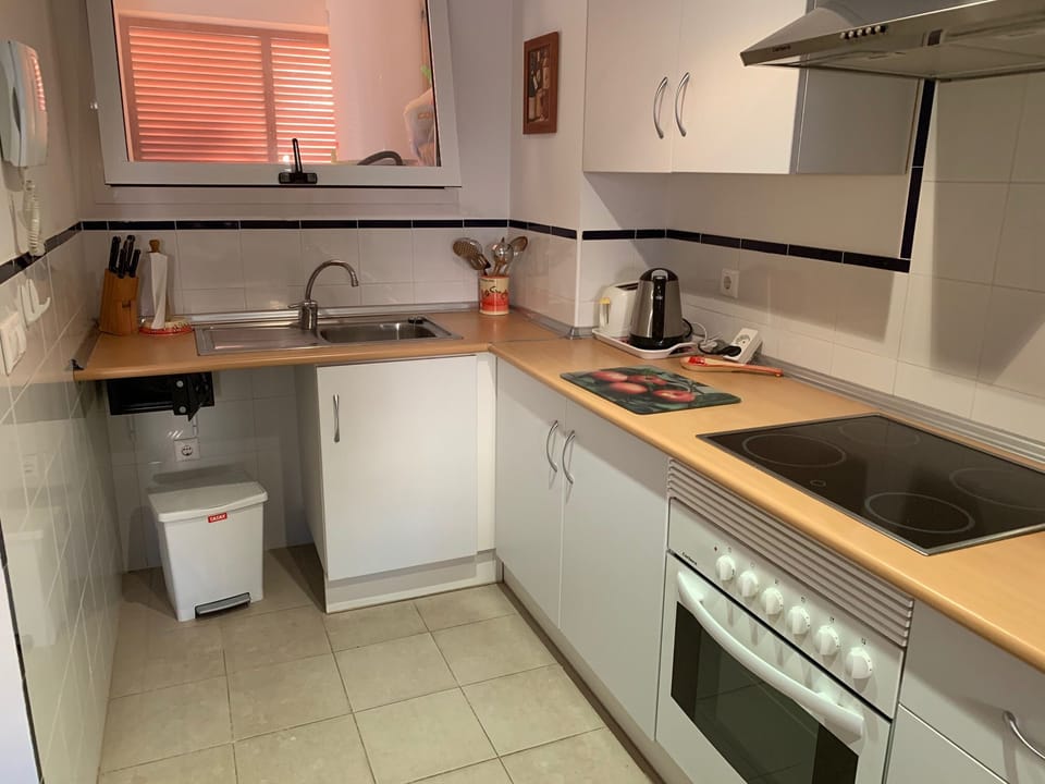 Well appointed kitchen 