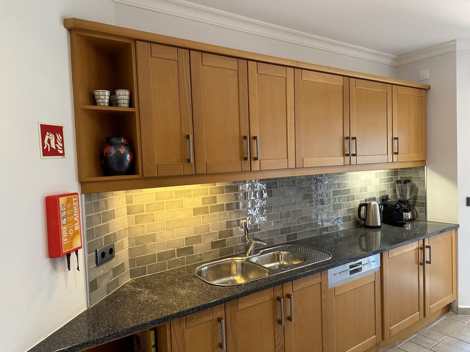 Well equipped Kitchen. 