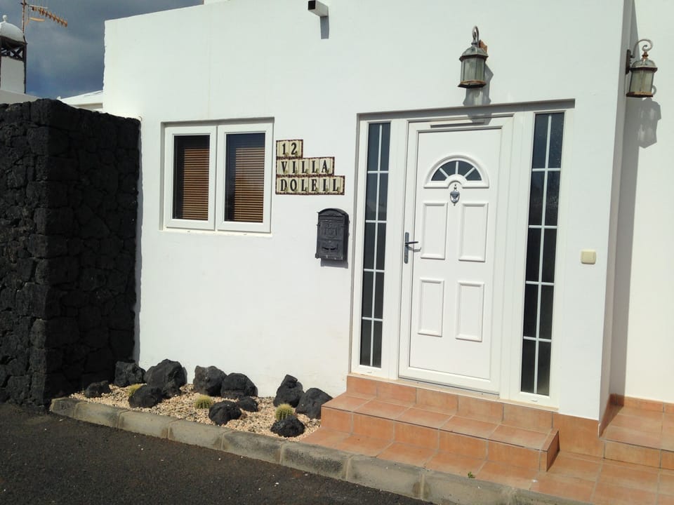 Entrance to Villa Doleil