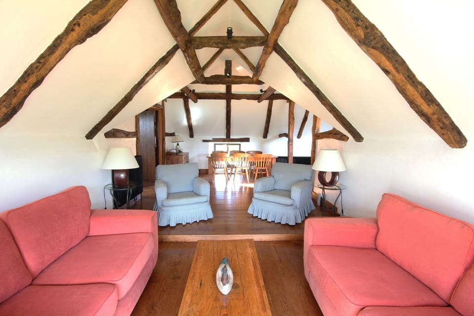 1st floor lounge