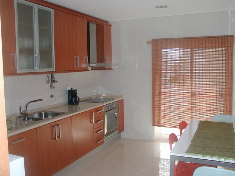 Protected fire kitchen and balcony. all mod.conv.