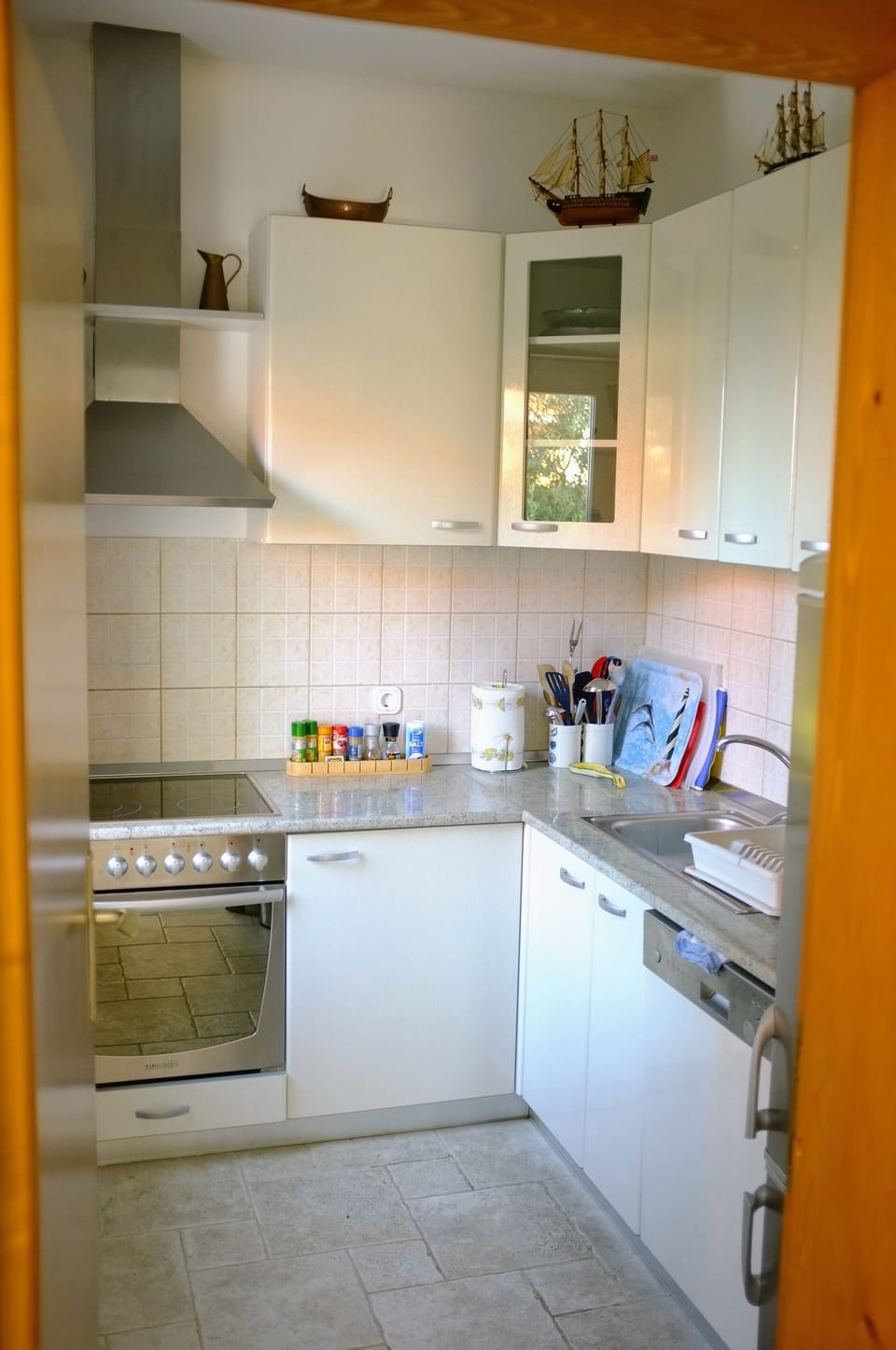 Downstairs kitchen