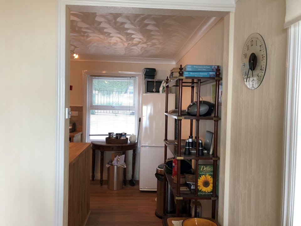 Entrance to Kitchen