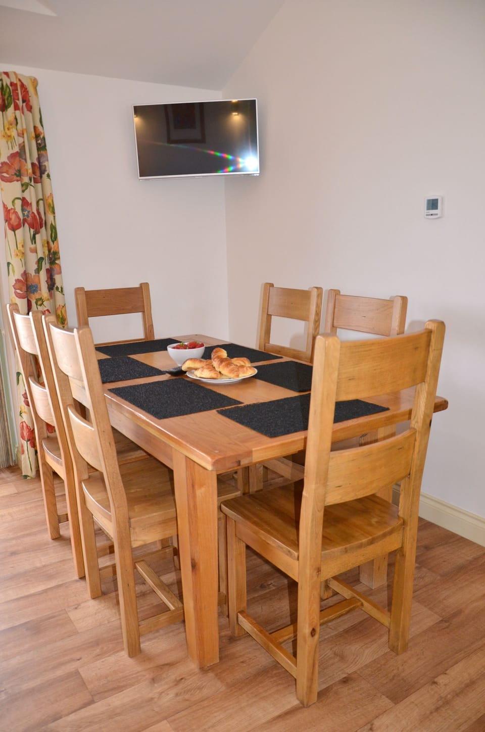 Hazel Cottage
Large open planed Kitchen, Living & dining area