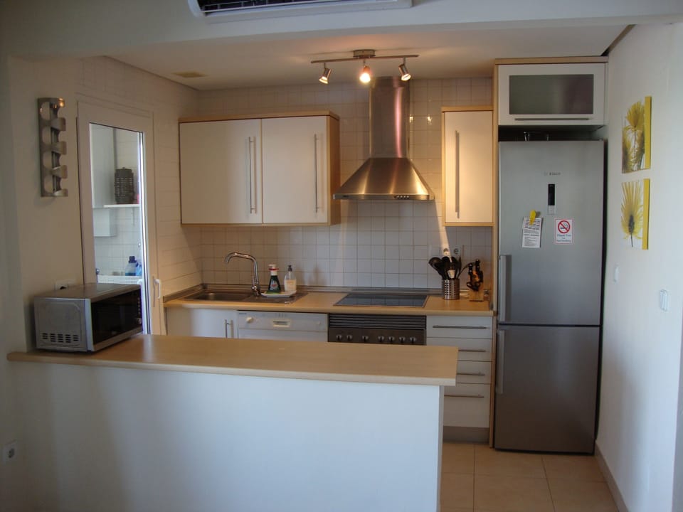 Modern kitchen with Bosch equipment