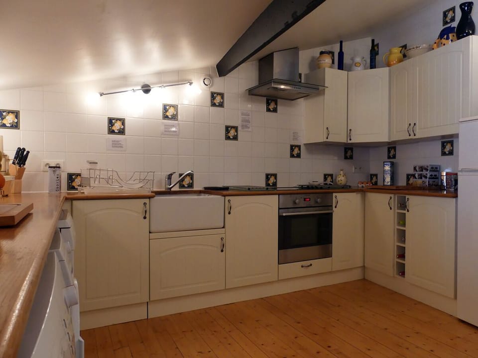 Fully Fitted kitchen at Courtyard House