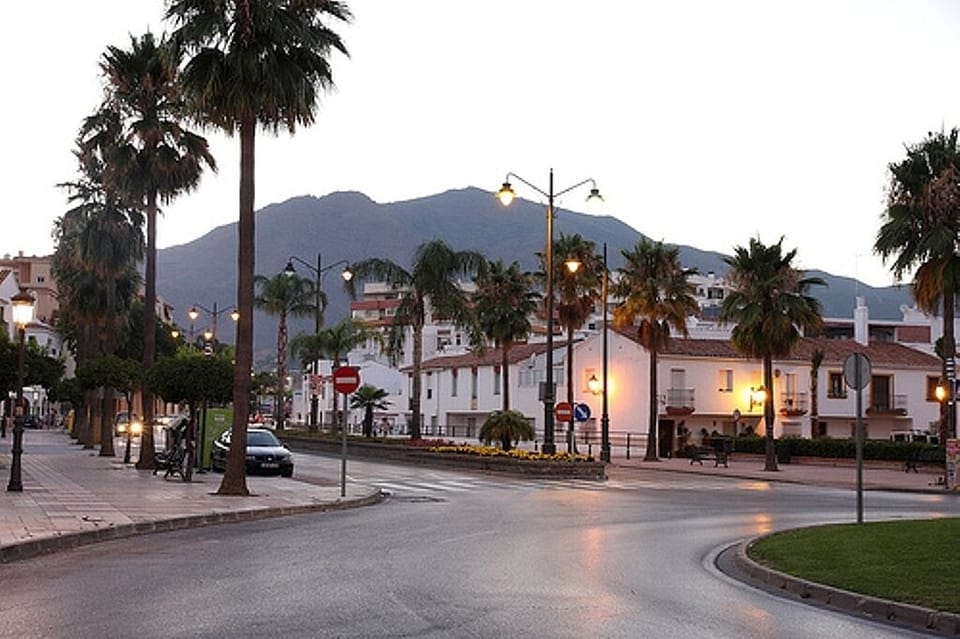 Pueblo typical houses near apartment