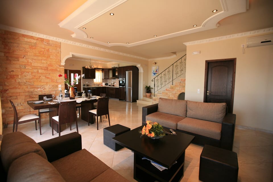 Inside (kitchen & living room)