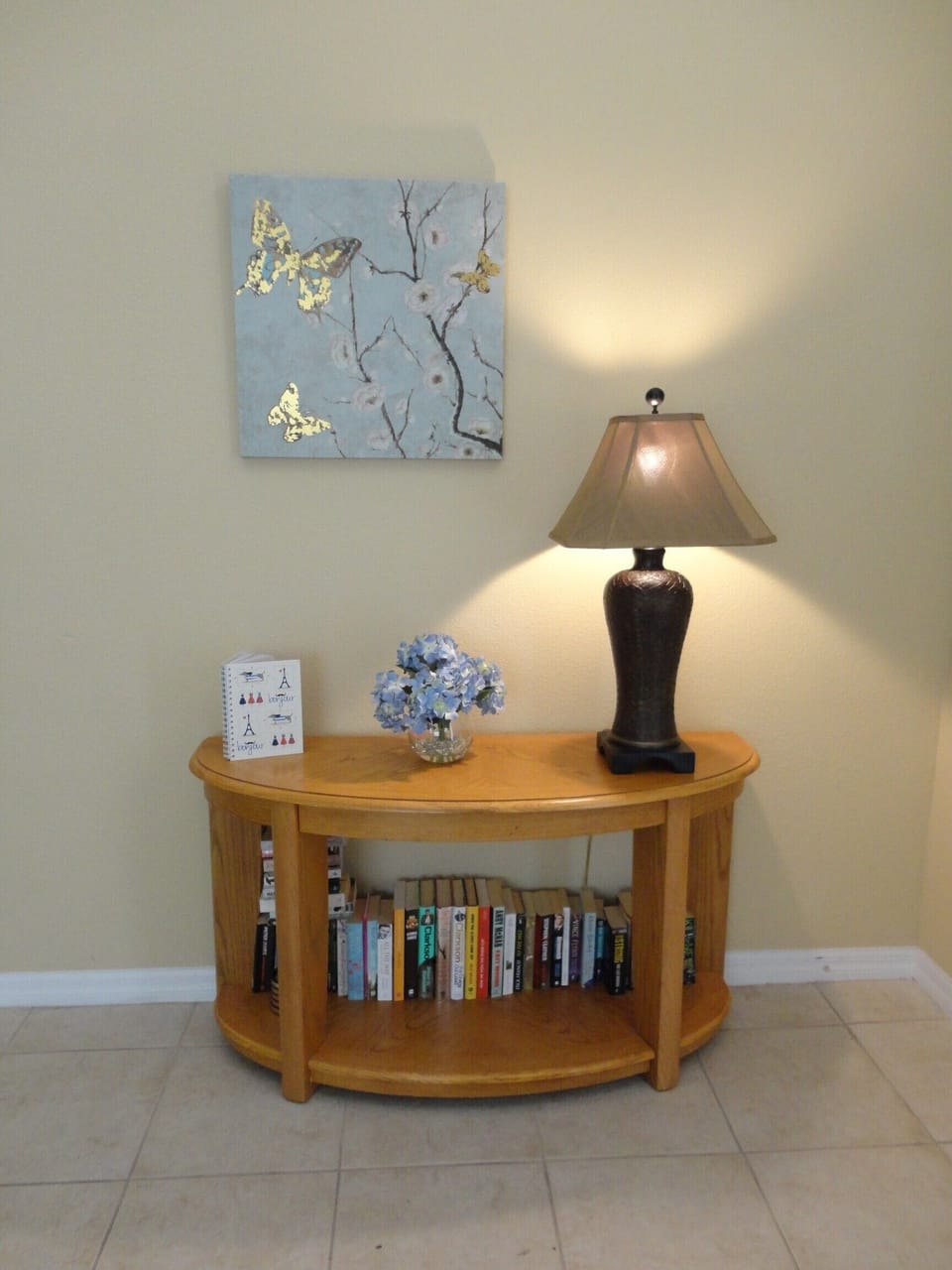 Entrance hall & library