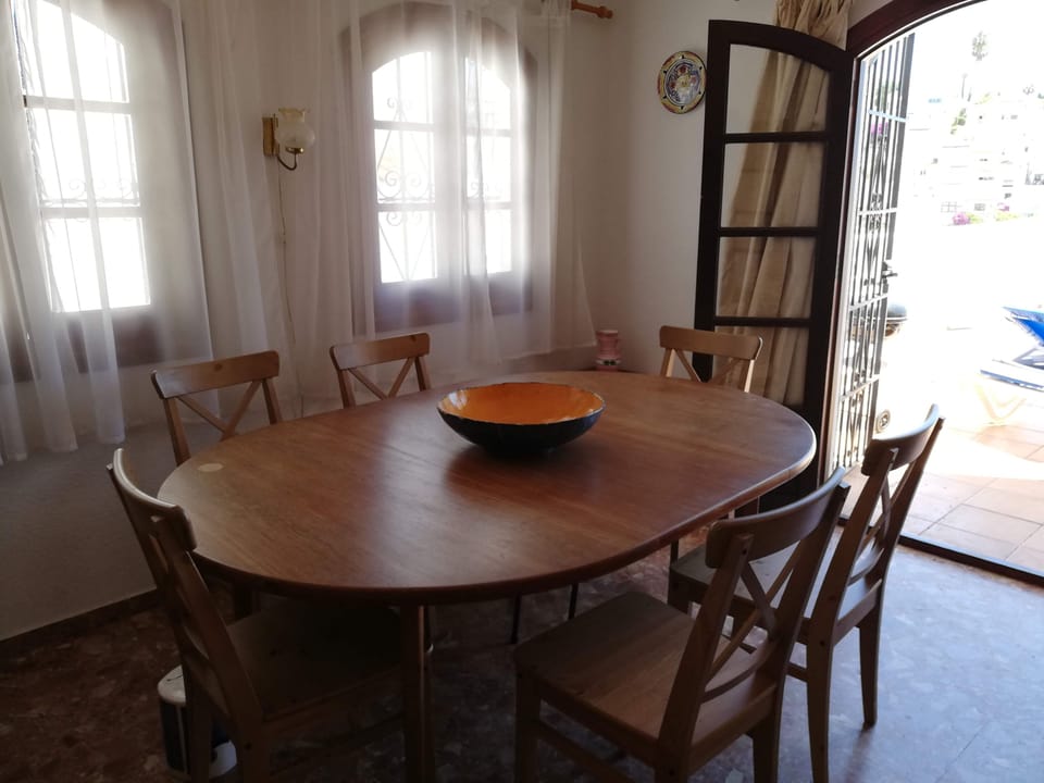 Dining area leading to terrace
