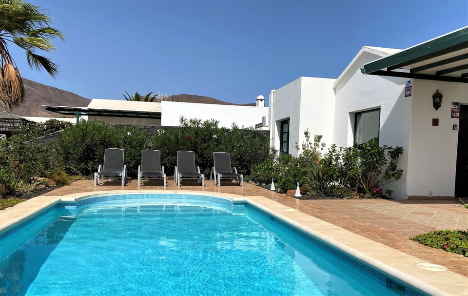 The pool and garden are completely private and not overlooked.