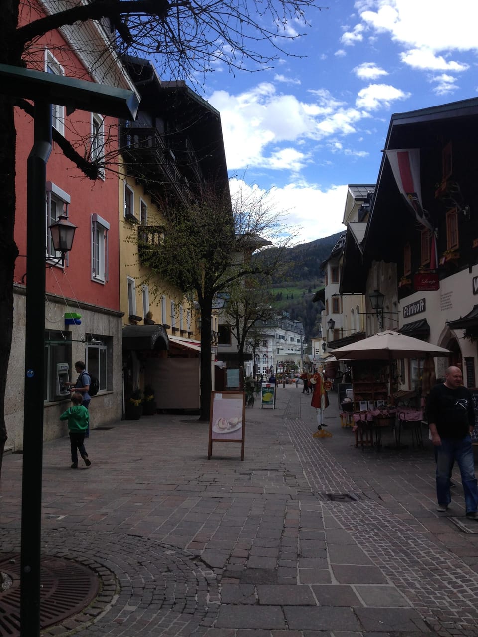 Charming old centre of Zell with several supermarkets and shops, 250 metres walk