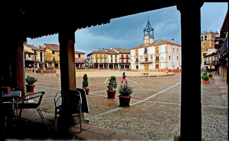 Main square of Riaza, at 5 minutes on foot