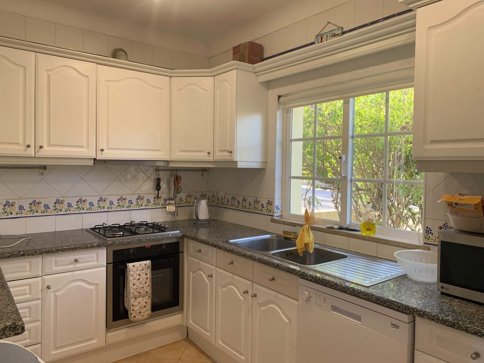 Kitchen with New Oven 18/5/2026