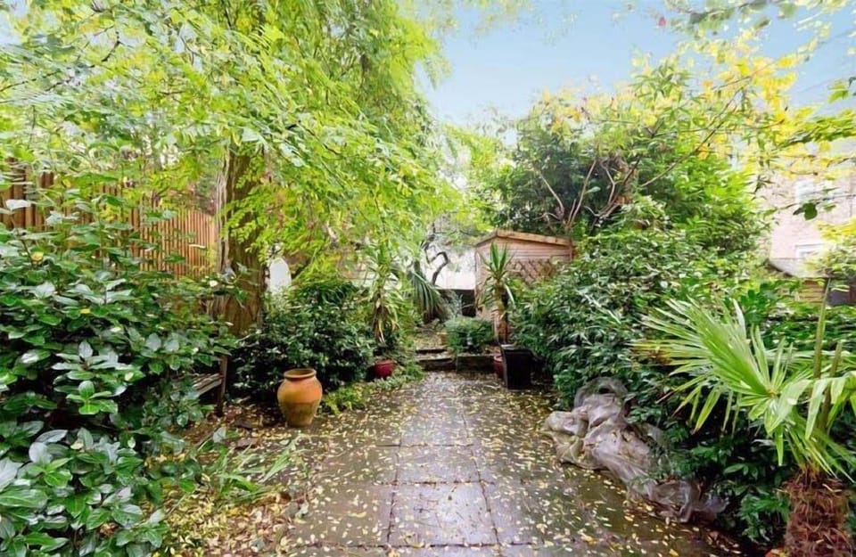 The flat has a private mature garden, typical of Hampstead and the surrounding