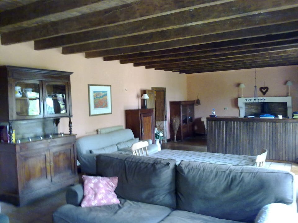 The sitting room 