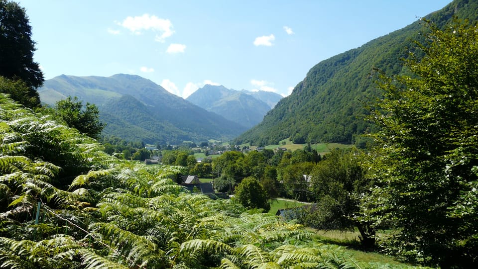 The beautiful Campan valley surrounded by wonderful walks and cycle rides