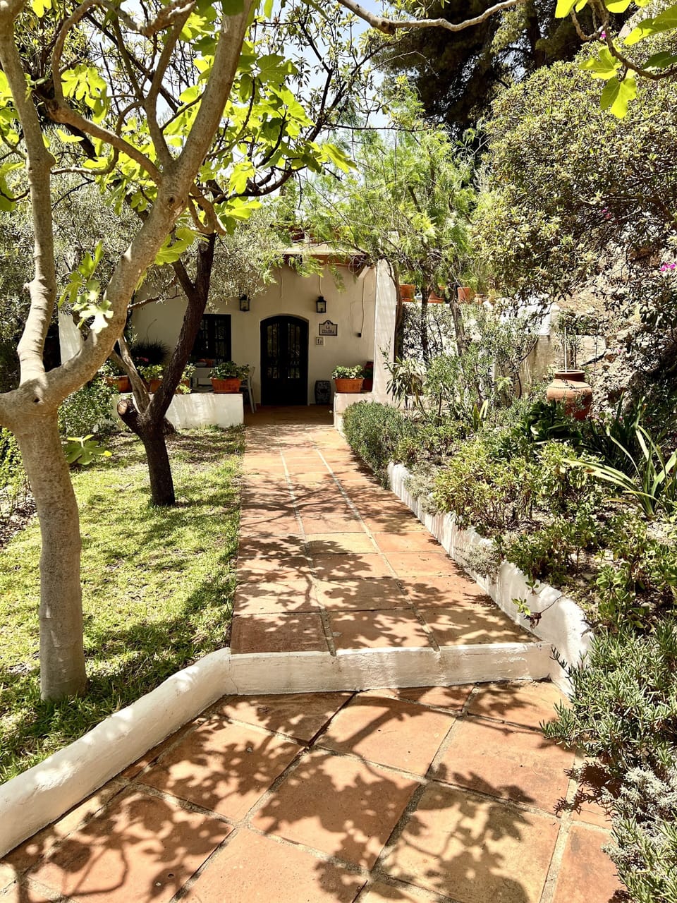 Path leading to La Cuadra