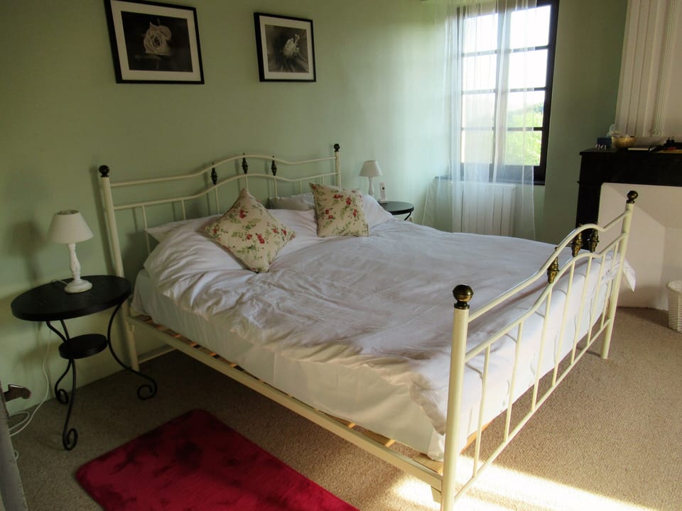 The large double room with double aspect