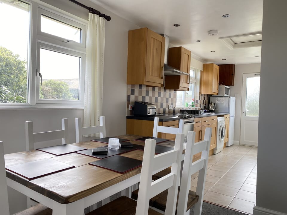 Kitchen dining area 