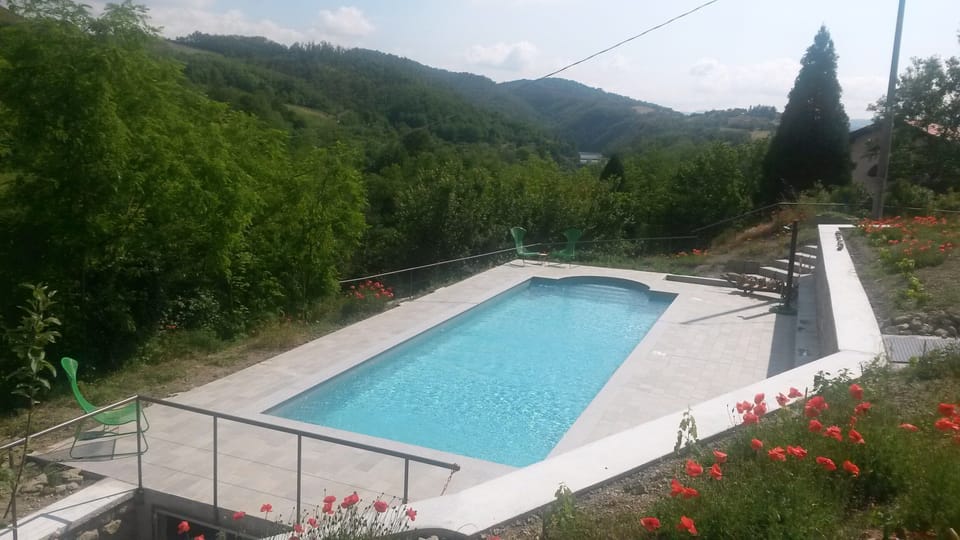 swimming-pool
