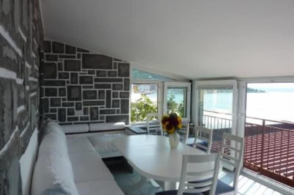 Terrace / Balcony