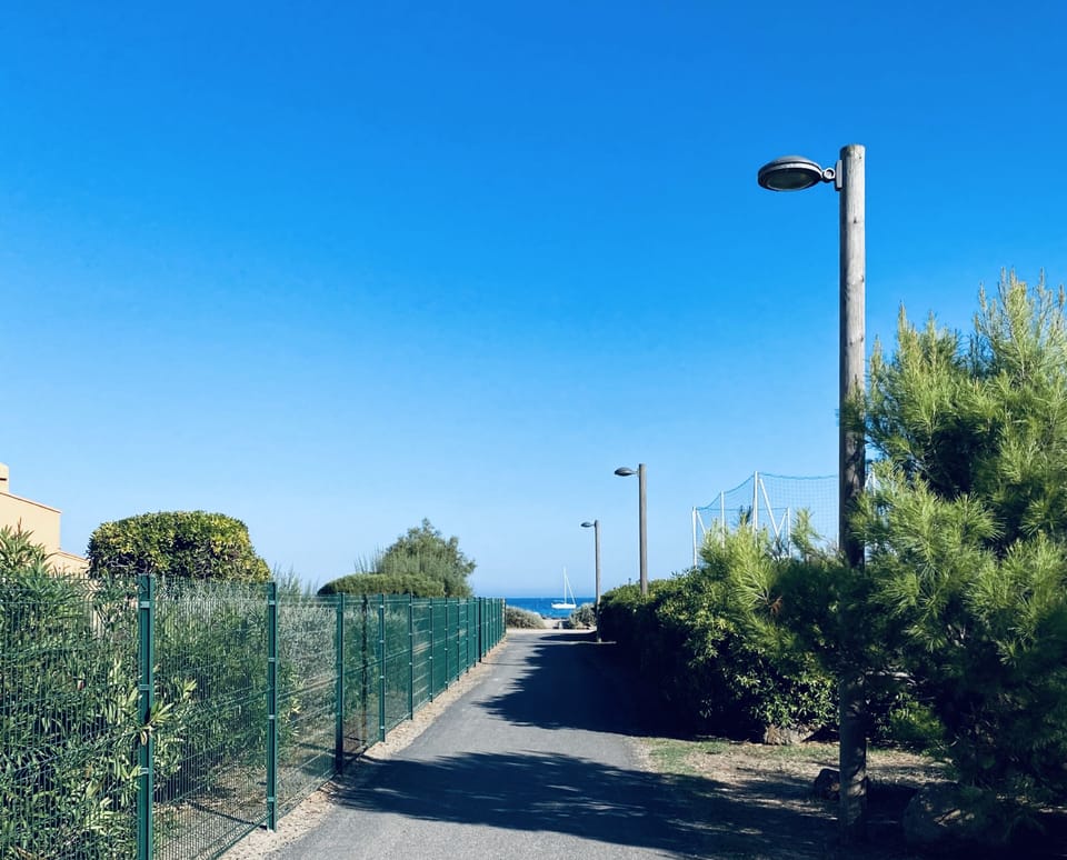 Pedestrian path to the beach