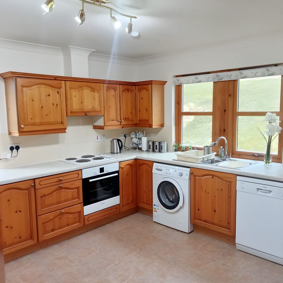 Spacious well equipped kitchen