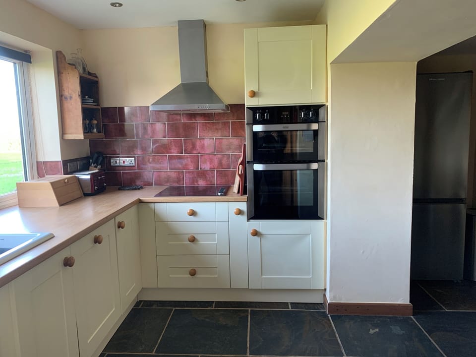 Kitchen , with dishwasher, washing machine, etc