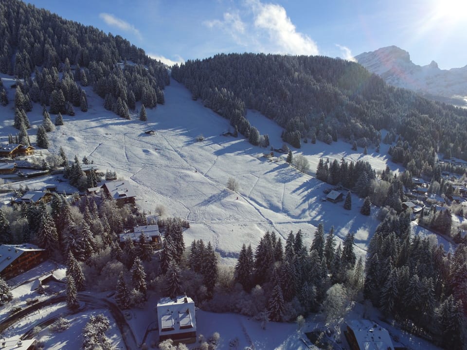 Slope back to chalet
