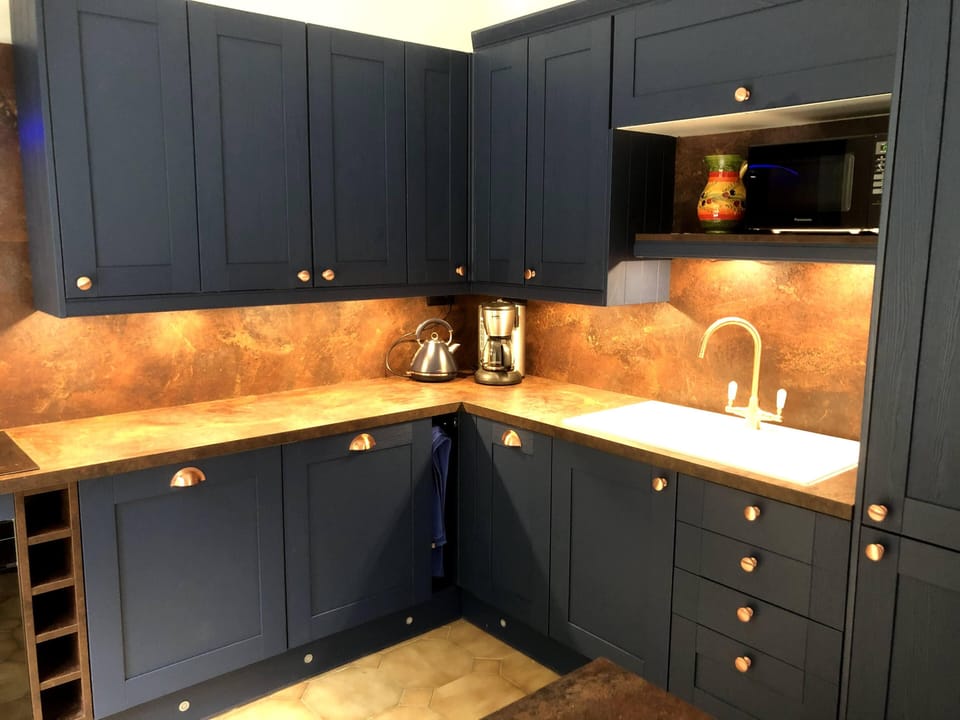 Brand new kitchen. 