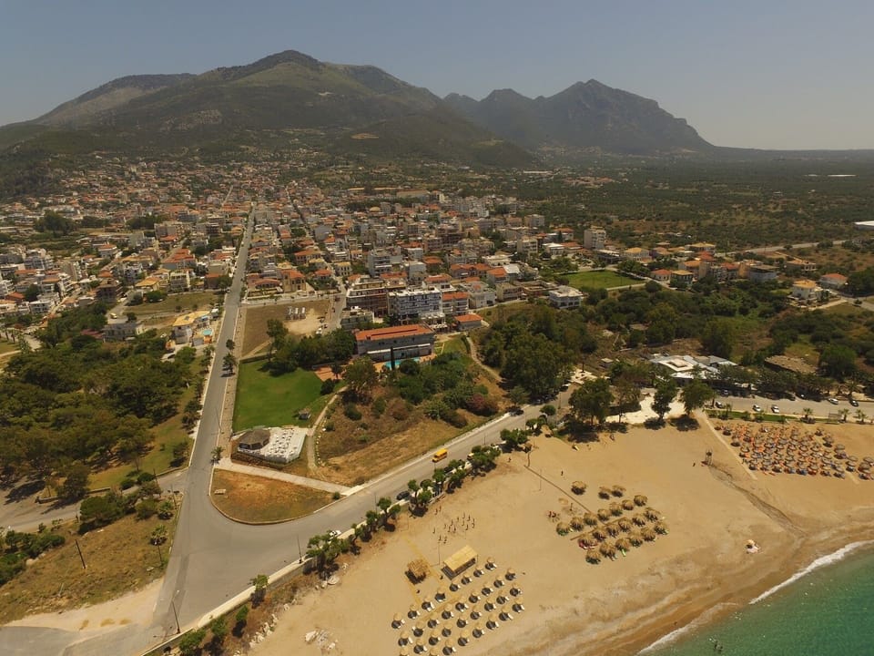 Kyparissia main beach and town